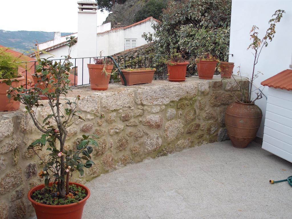Casa Pires Mateus Guest House Monsanto Ngoại thất bức ảnh