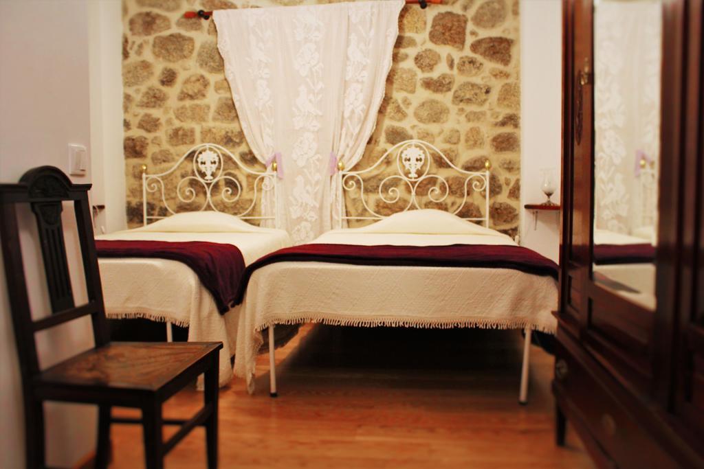 Casa Pires Mateus Guest House Monsanto Ngoại thất bức ảnh